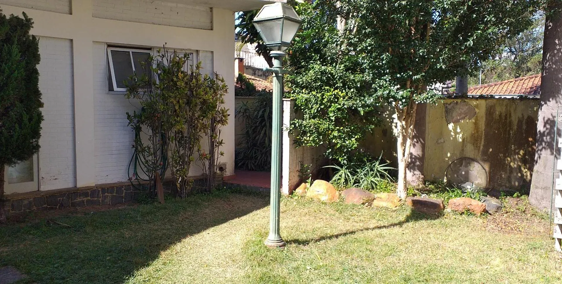 Suite Ampla Com Acesso Privativo Brezilya