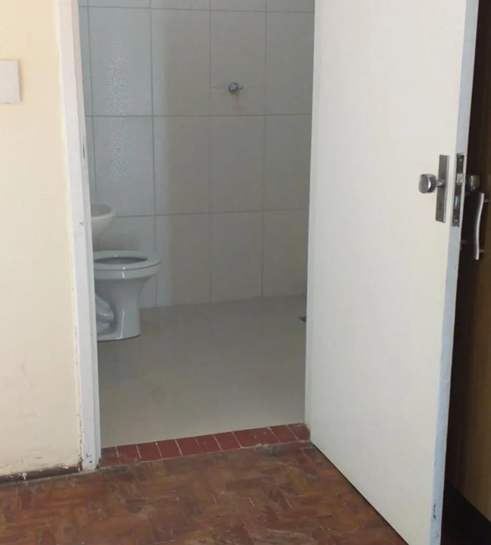 Suite Ampla Com Acesso Privativo 0*, Sao Paulo